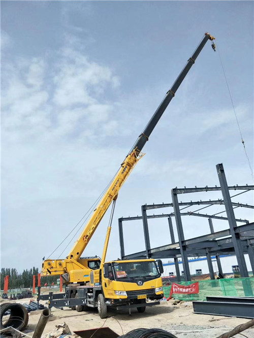 中方县超高层建筑钢结构吊装案例